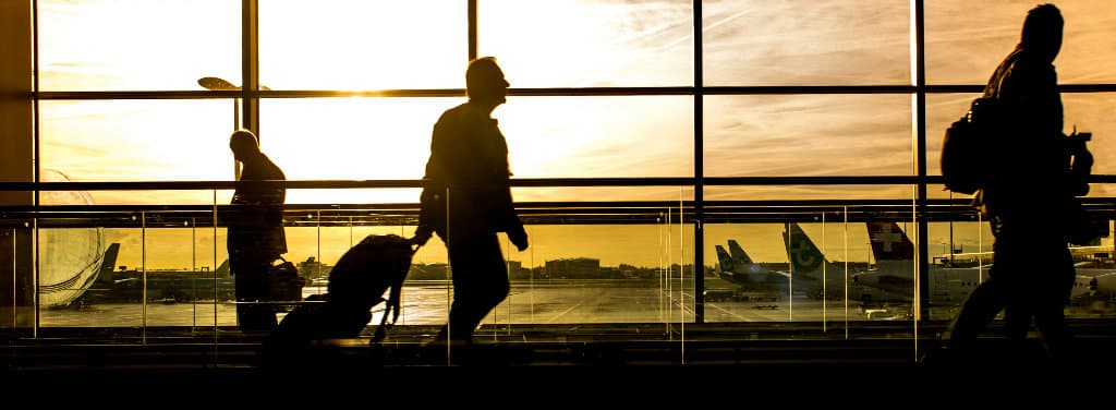 Podróż z przesiadką? Sprawdź, ile czasu potrzebujesz na transfer na lotniskach z całego świata